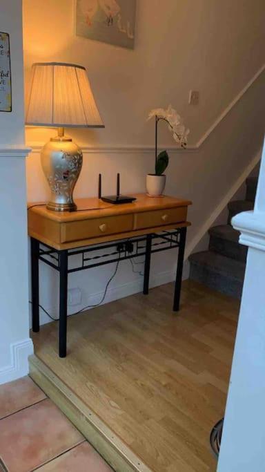 Bumblebee Cottage Donegal Town Bagian luar foto