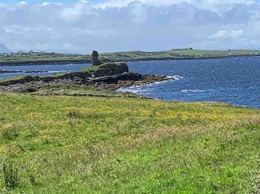 Bumblebee Cottage Donegal Town Bagian luar foto