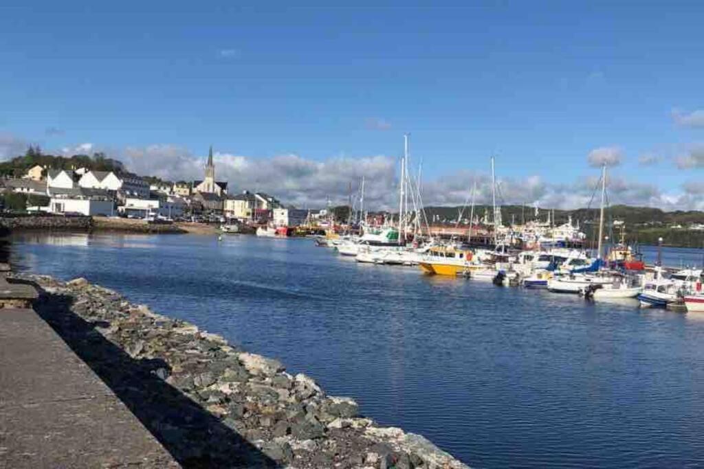 Bumblebee Cottage Donegal Town Bagian luar foto